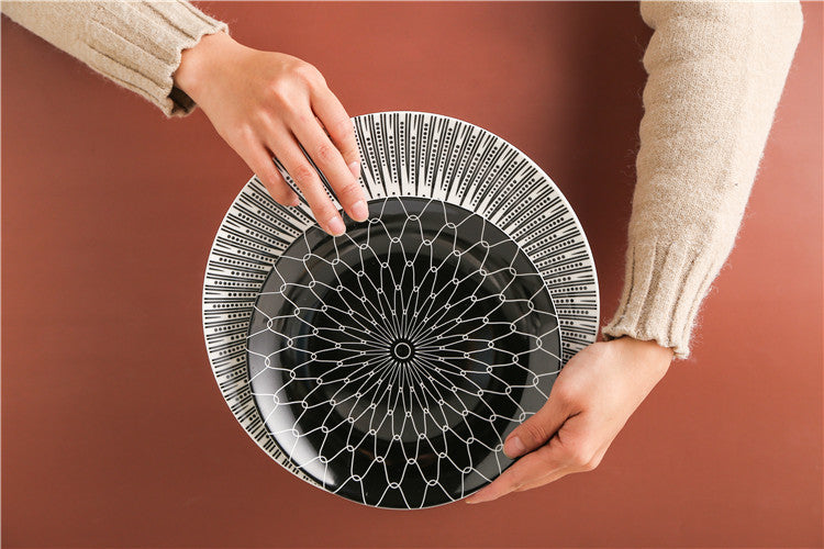 Black Lattice Plate