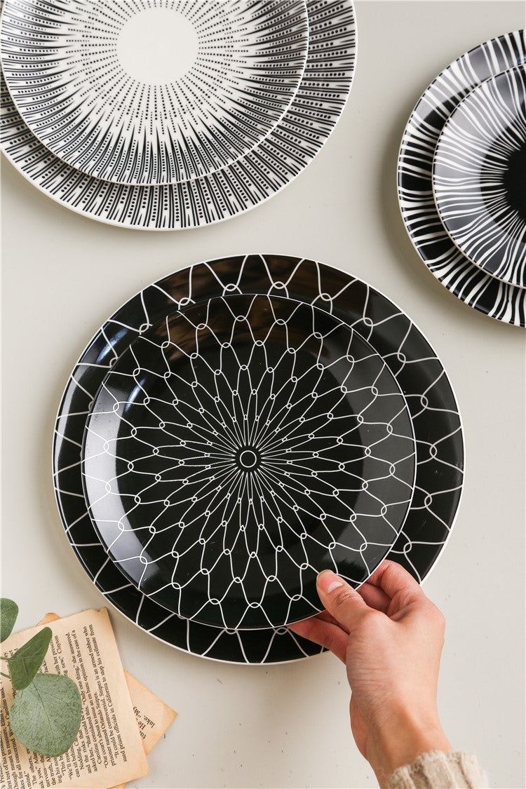 Black Lattice Plate
