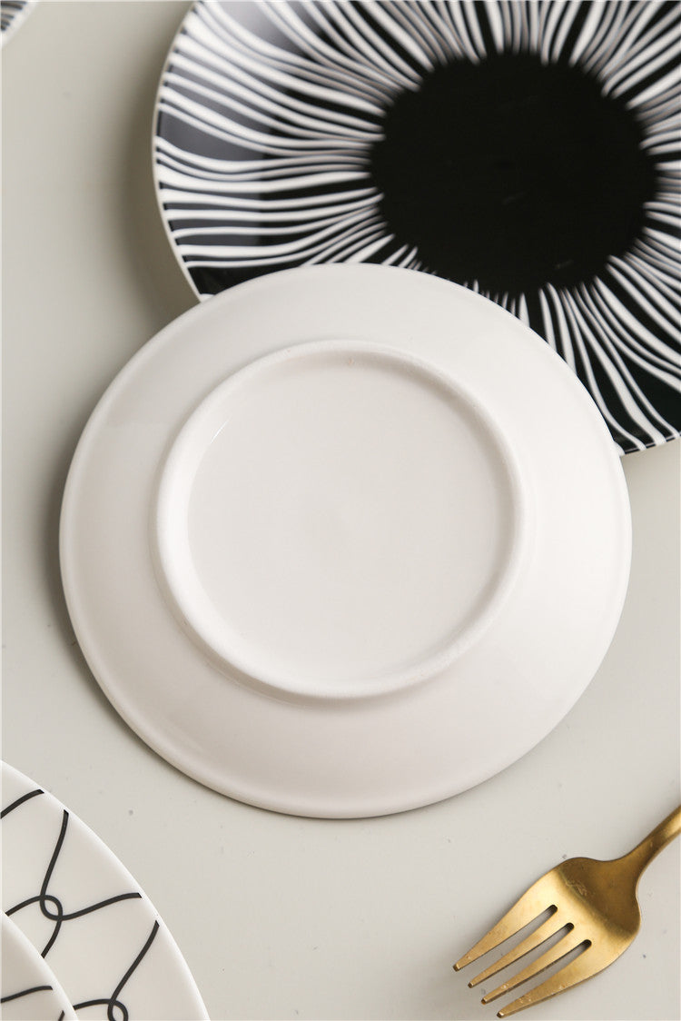 White Lattice Plate